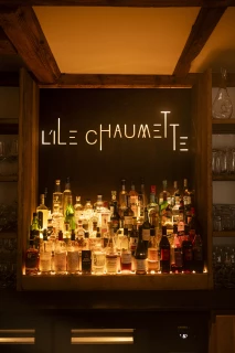 Le bar du restaurant pour commencer l’apéritif.